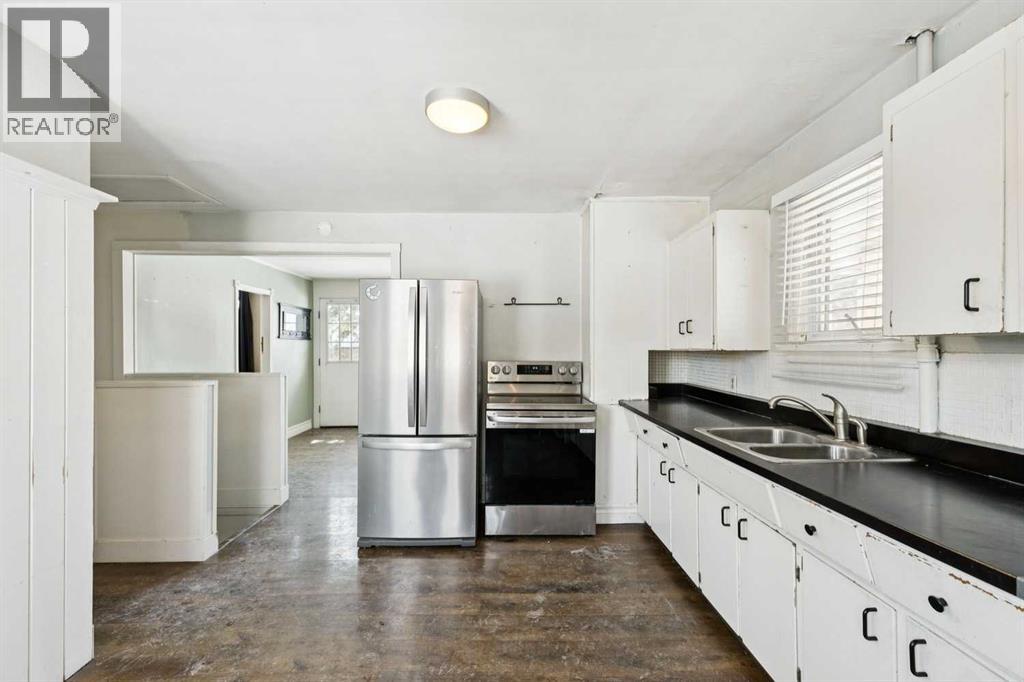 8312 47 Avenue Nw, Calgary, Alberta  T3B 1Z7 - Photo 7 - A2303139