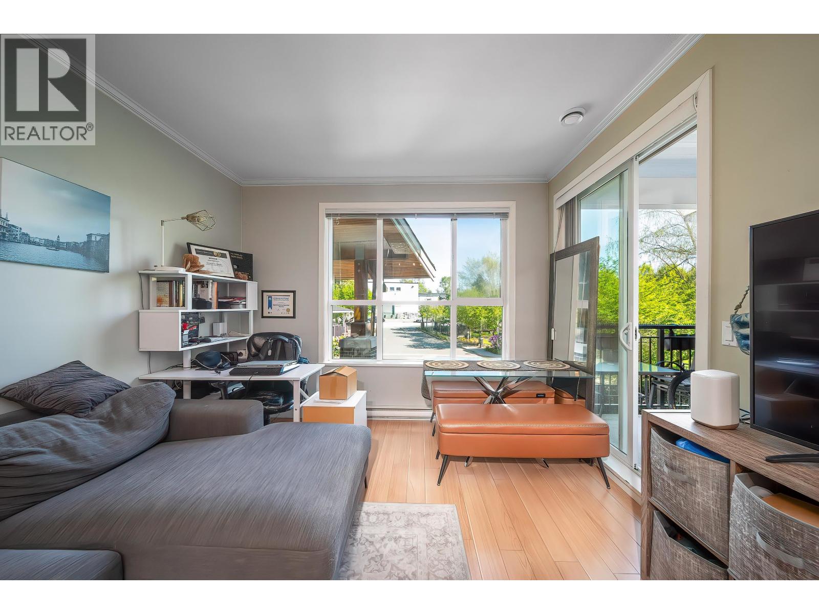 214 5788 Sidley Street, Burnaby, British Columbia  V5J 5E5 - Photo 6 - R3117087