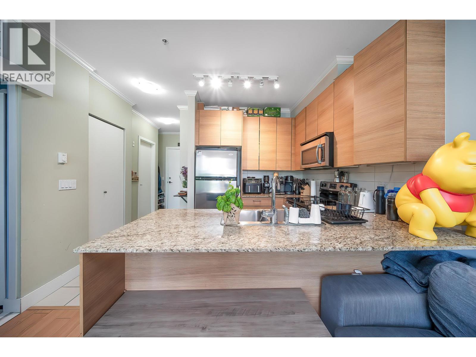 214 5788 Sidley Street, Burnaby, British Columbia  V5J 5E5 - Photo 4 - R3117087