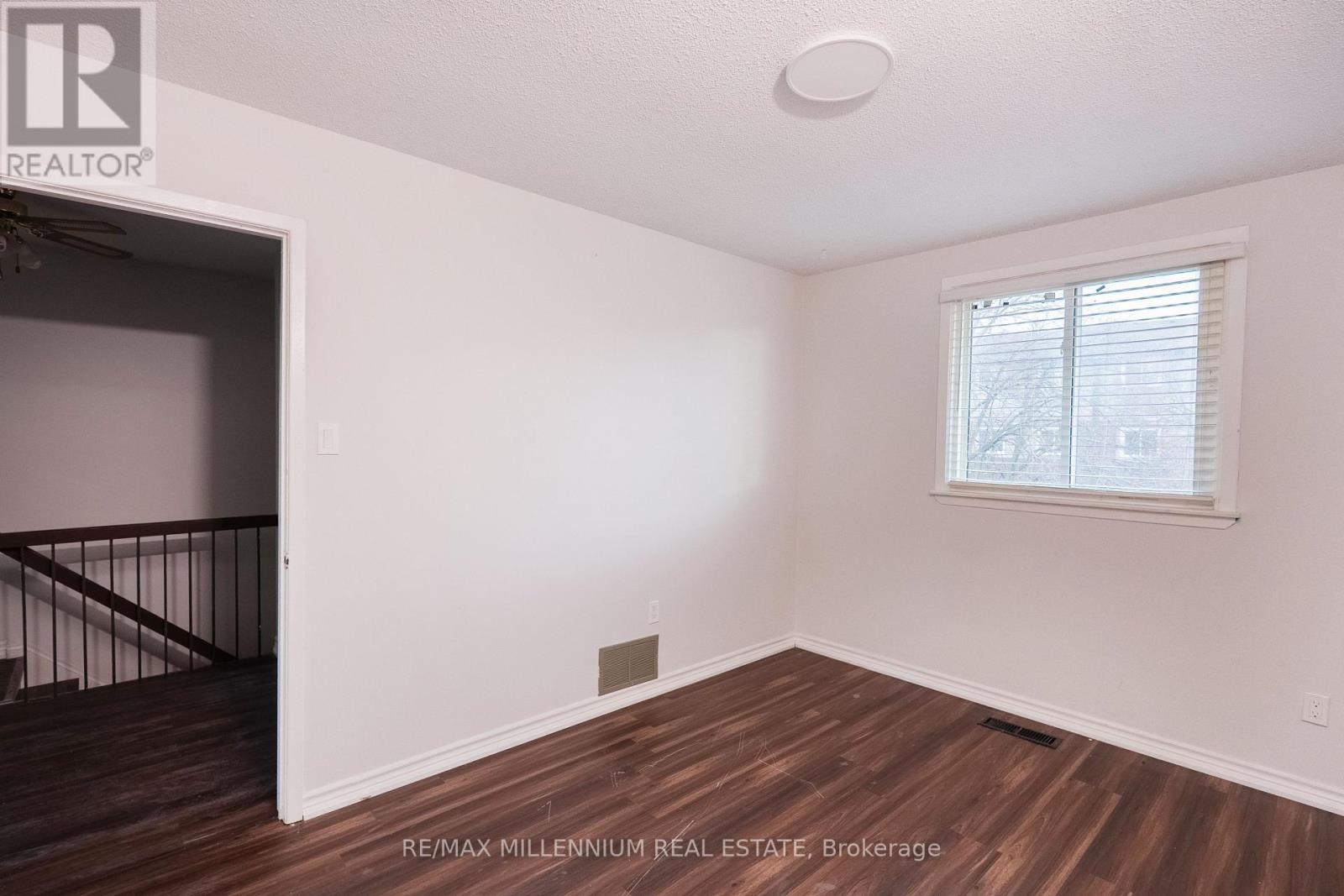 87 - 87 Carisbrooke Court, Brampton, Ontario  L6S 3K1 - Photo 15 - W13043366