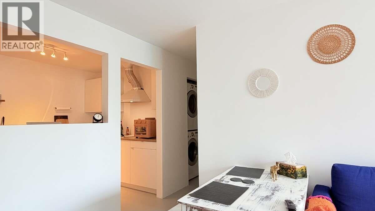 204 22347 Lougheed Highway, Maple Ridge, British Columbia  V2X 2T3 - Photo 5 - R3114250