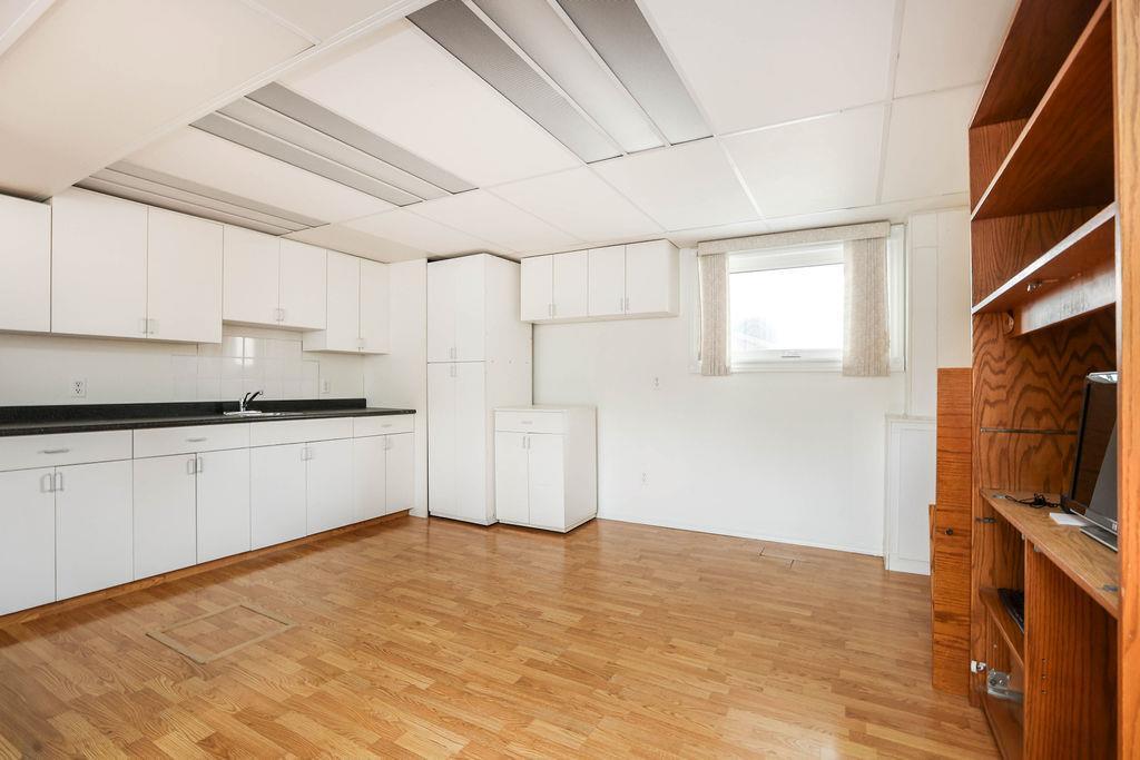 1897 Mcdermot Avenue, Winnipeg, Manitoba  R2R 0A5 - Photo 18 - 202608353