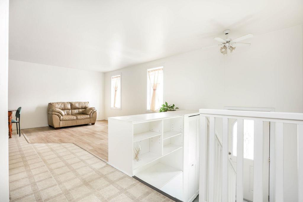 1897 Mcdermot Avenue, Winnipeg, Manitoba  R2R 0A5 - Photo 2 - 202608353