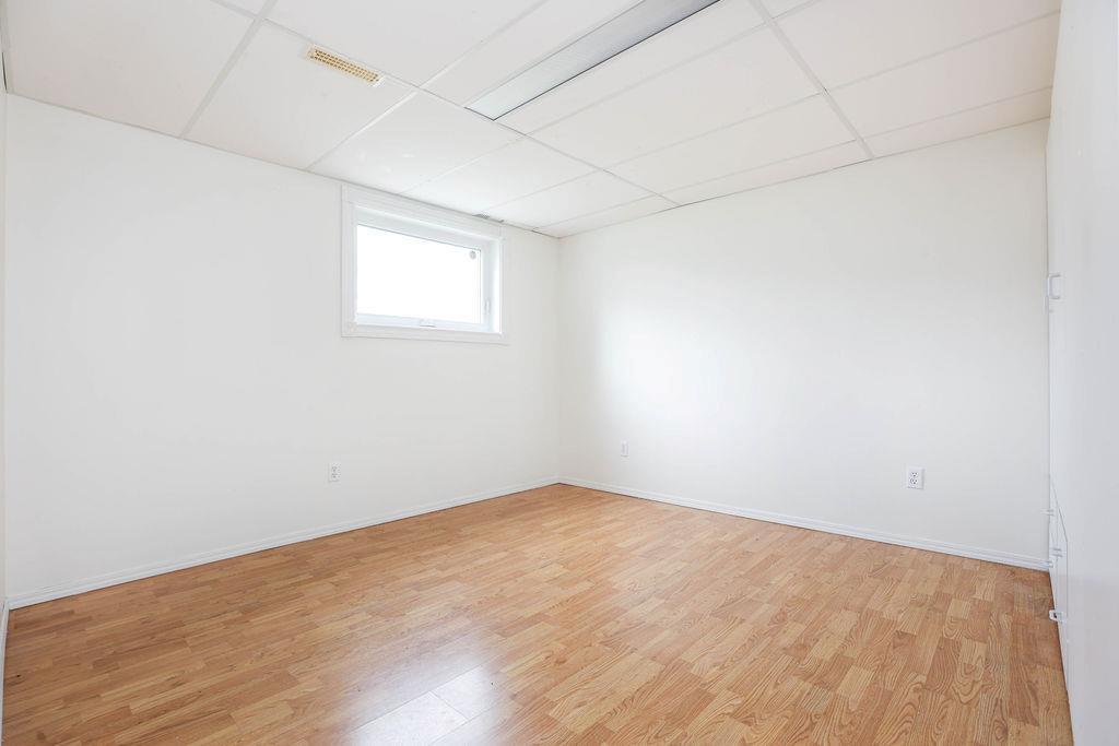 1897 Mcdermot Avenue, Winnipeg, Manitoba  R2R 0A5 - Photo 20 - 202608353