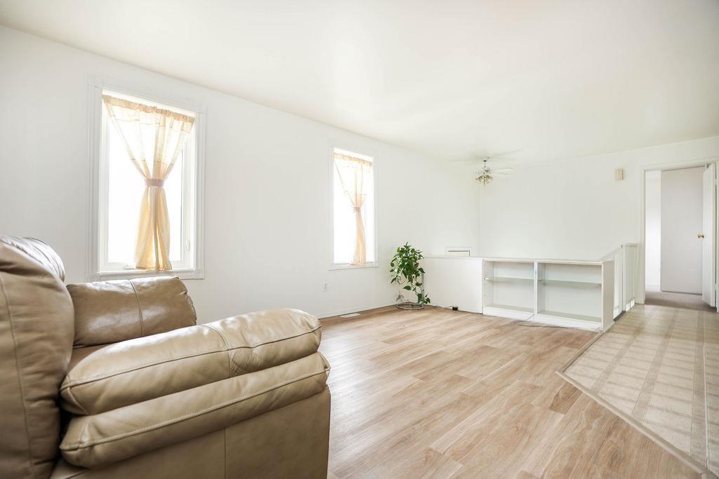 1897 Mcdermot Avenue, Winnipeg, Manitoba  R2R 0A5 - Photo 4 - 202608353