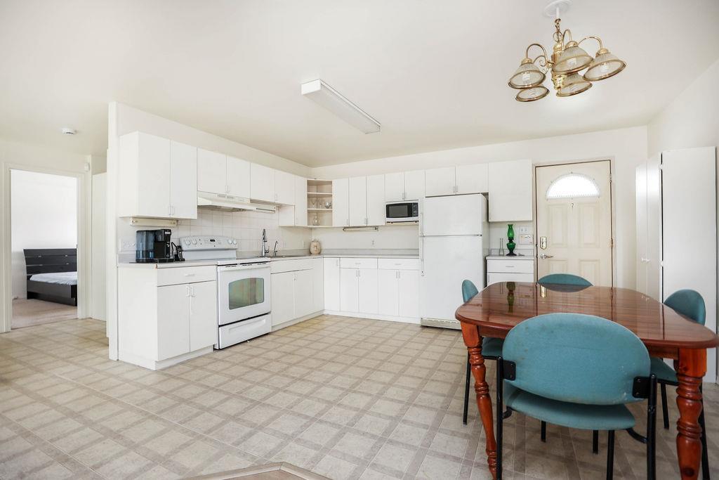 1897 Mcdermot Avenue, Winnipeg, Manitoba  R2R 0A5 - Photo 7 - 202608353