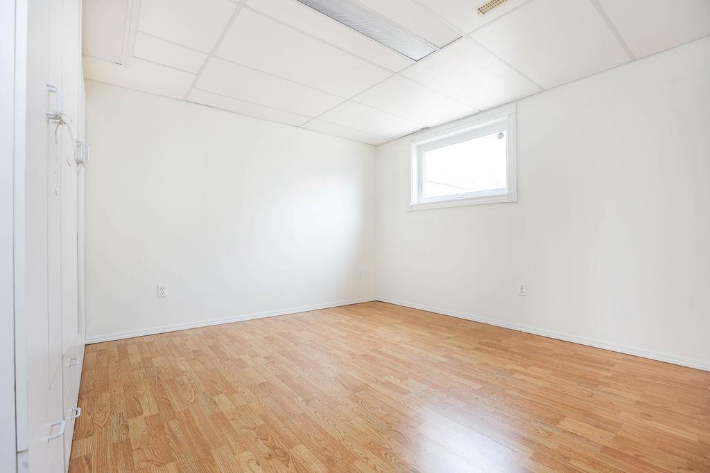 1897 Mcdermot Avenue, Winnipeg, Manitoba  R2R 0A5 - Photo 10 - 202608353
