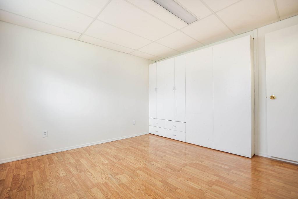 1897 Mcdermot Avenue, Winnipeg, Manitoba  R2R 0A5 - Photo 11 - 202608353