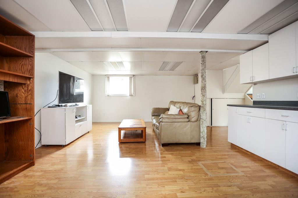 1897 Mcdermot Avenue, Winnipeg, Manitoba  R2R 0A5 - Photo 16 - 202608353