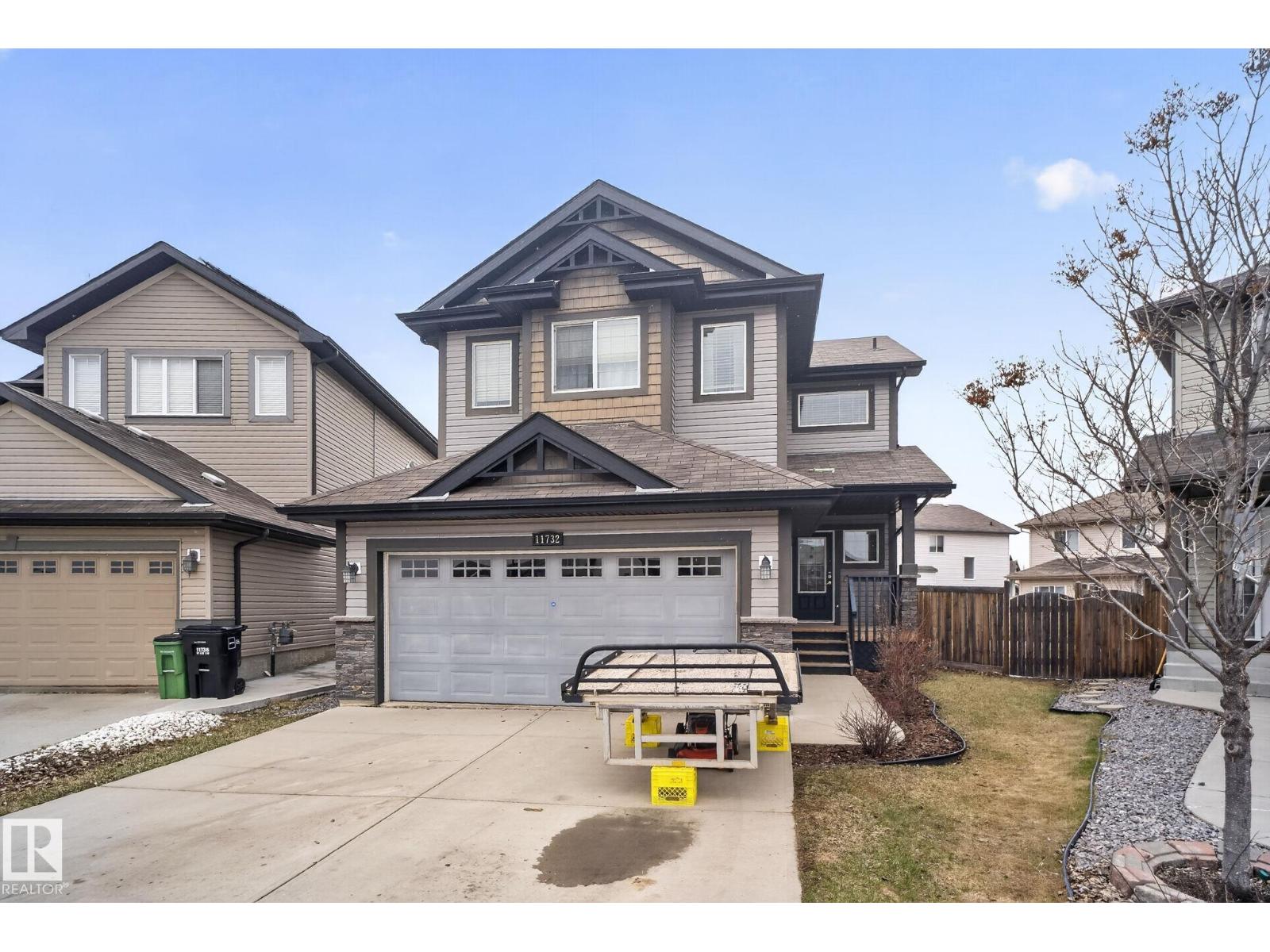 11732 18 Av Sw, Edmonton, Alberta  T6W 2E7 - Photo 2 - E4484223