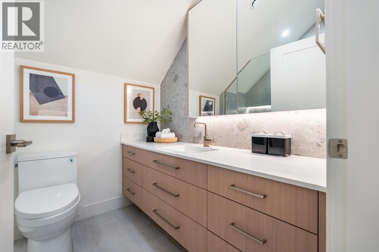 2 3345 W 13th Avenue, Vancouver, British Columbia  V6R 2R8 - Photo 22 - R3117124