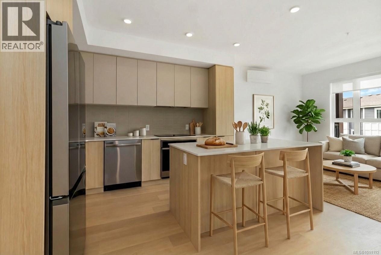 304 3564 A Ryder Hesjedal Way, Colwood, British Columbia  V9C 3A1 - Photo 6 - 1011192