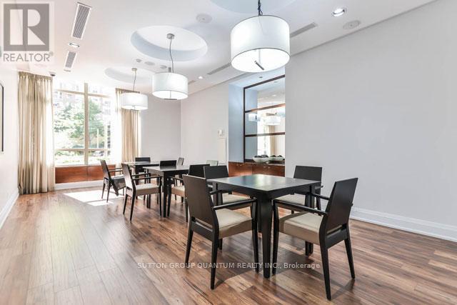 2102 - 310 Burnhamthorpe Road W, Mississauga, Ontario  L5B 4P9 - Photo 11 - W13055812