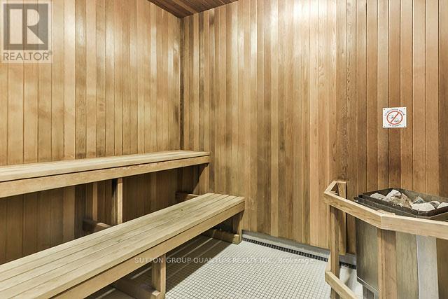 2102 - 310 Burnhamthorpe Road W, Mississauga, Ontario  L5B 4P9 - Photo 7 - W13055812