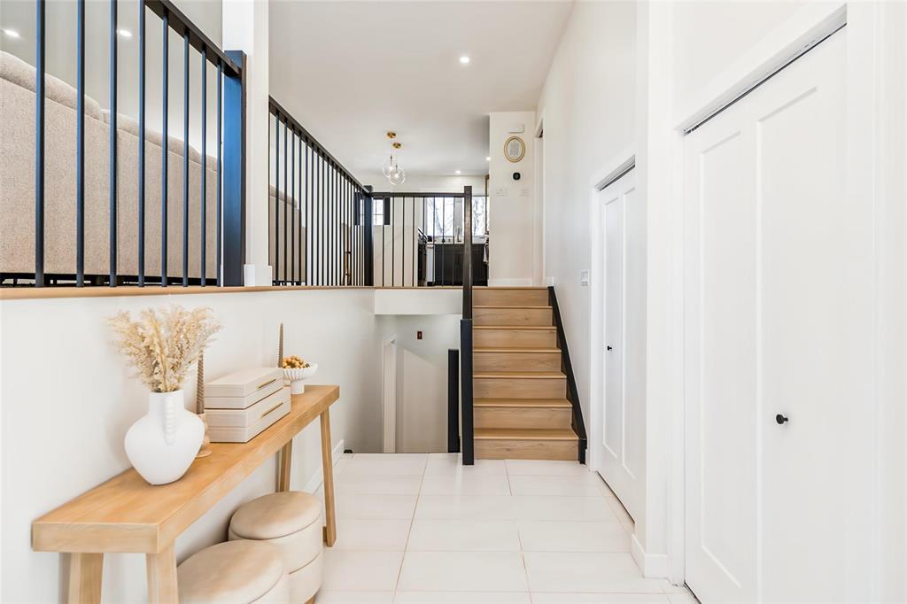 78 Ashern Road, Winnipeg, Manitoba  R2Y 1H2 - Photo 1 - 202608686