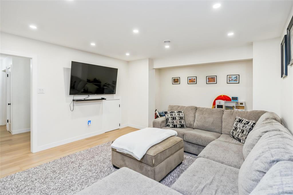 78 Ashern Road, Winnipeg, Manitoba  R2Y 1H2 - Photo 31 - 202608686