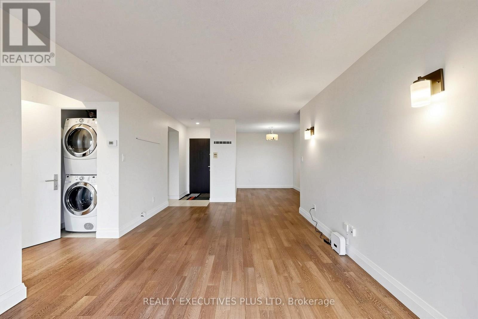 604 - 18 Hillcrest Avenue, Toronto, Ontario  M2N 6T5 - Photo 11 - C12904976