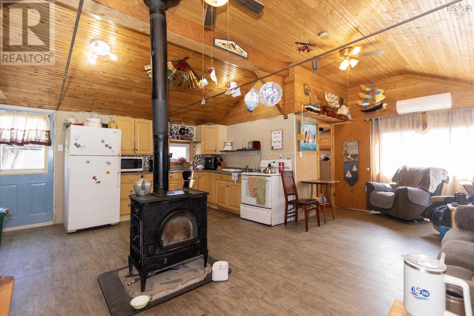 60 Jackson Point Road, Tidnish Bridge, Nova Scotia  B4H 3X9 - Photo 10 - 202608882