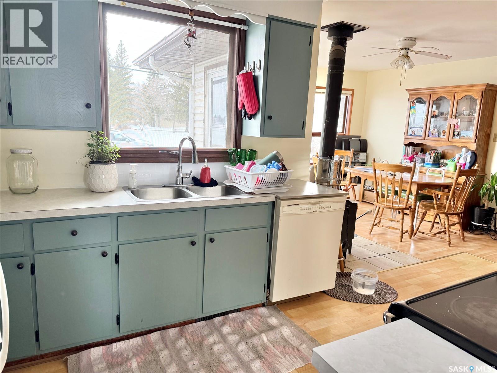 515 Duncan Drive, Leask, Saskatchewan  S0J 1M0 - Photo 5 - SK034232