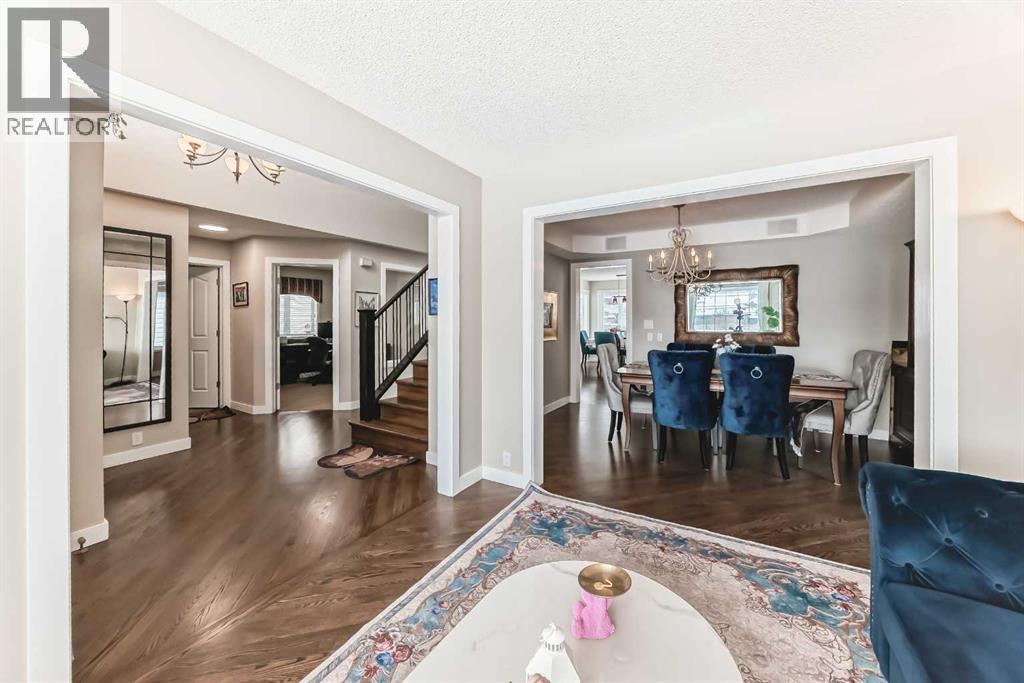 212 Sienna Park Drive Sw, Calgary, Alberta  T3H 3L5 - Photo 4 - A2298763