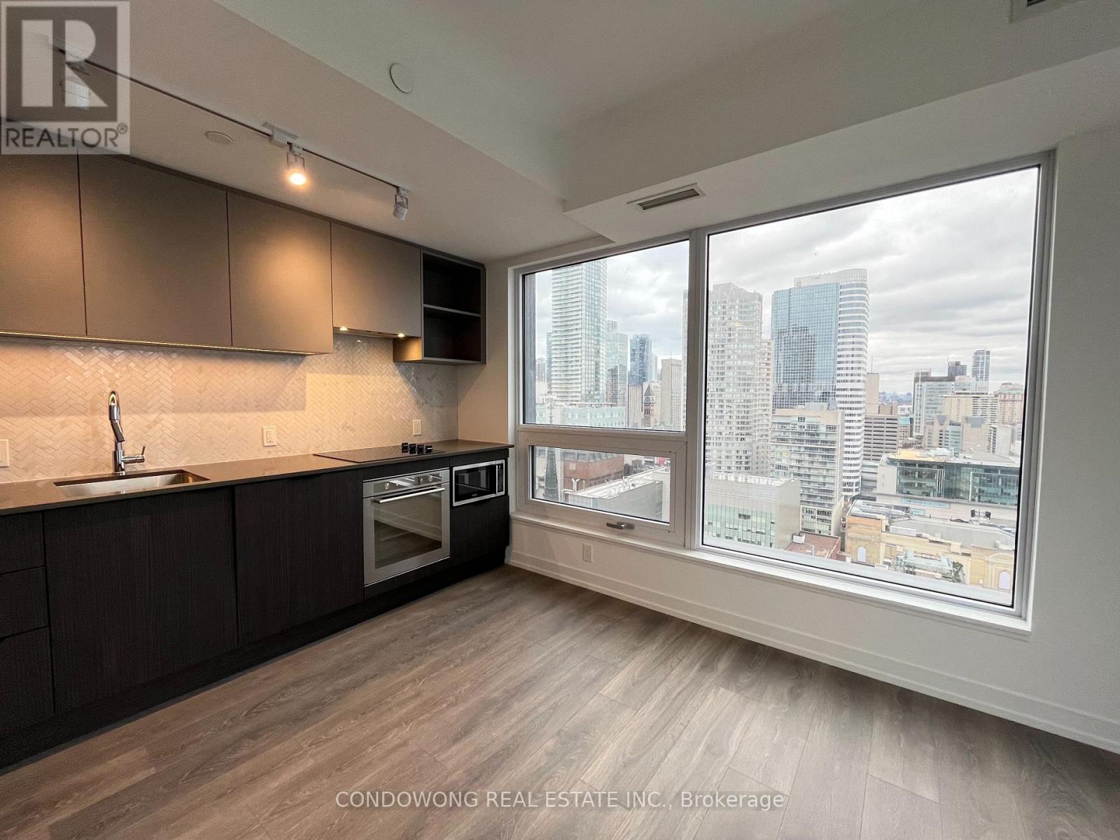 2912 - 82 DALHOUSIE STREET, Toronto, Ontario