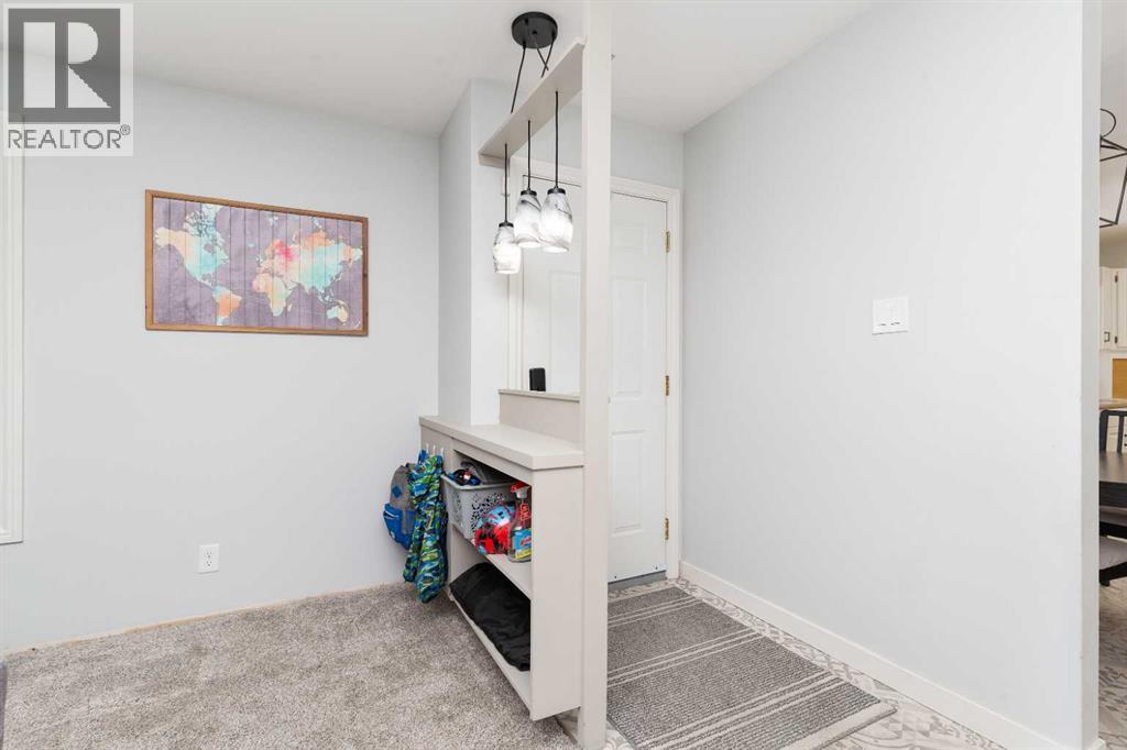 1414 17 Street N, Lethbridge, Alberta  T1H 3E6 - Photo 3 - A2301599