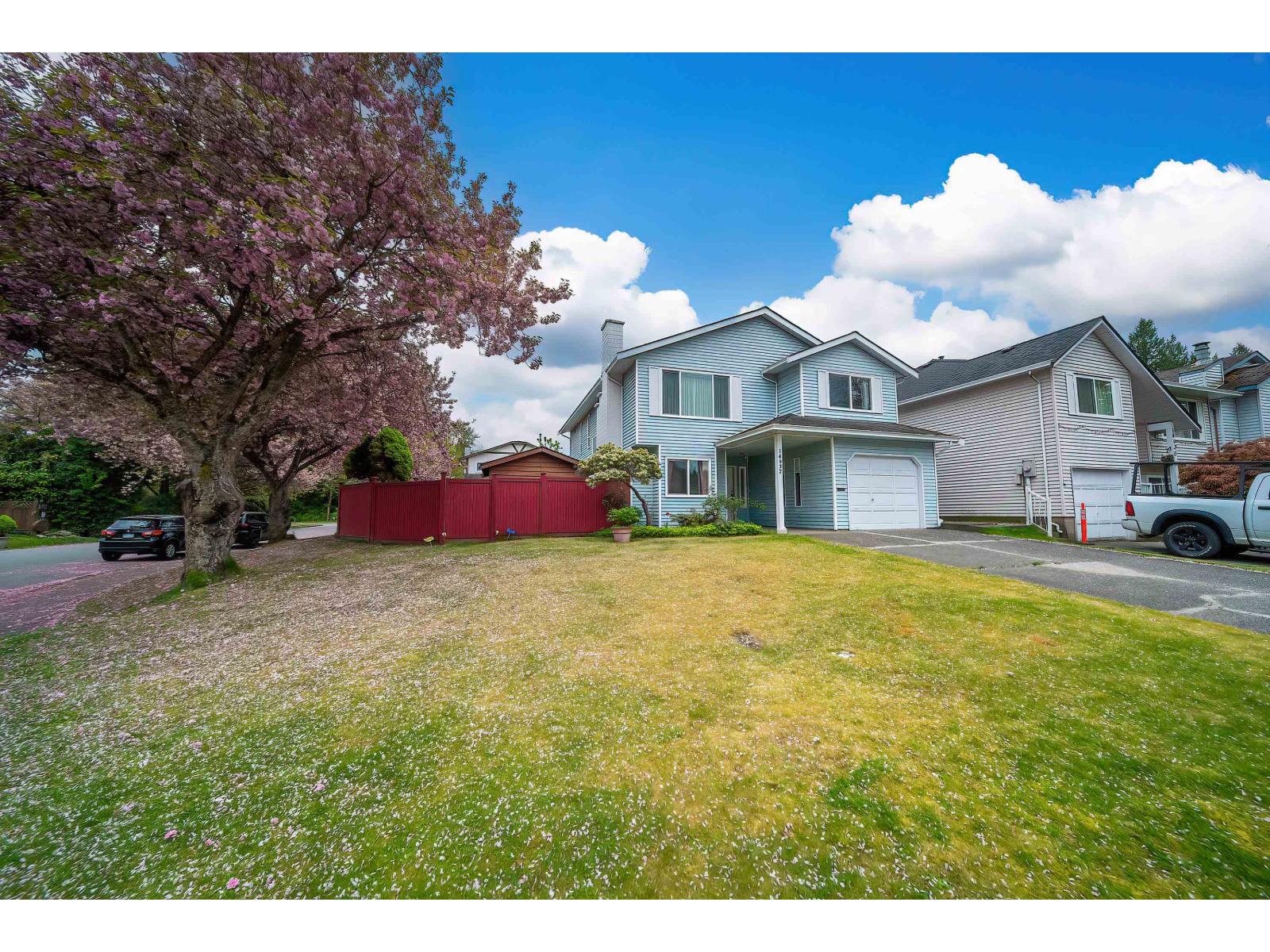 14932 98a Avenue, Surrey, British Columbia  V3R 8H7 - Photo 4 - R3117134