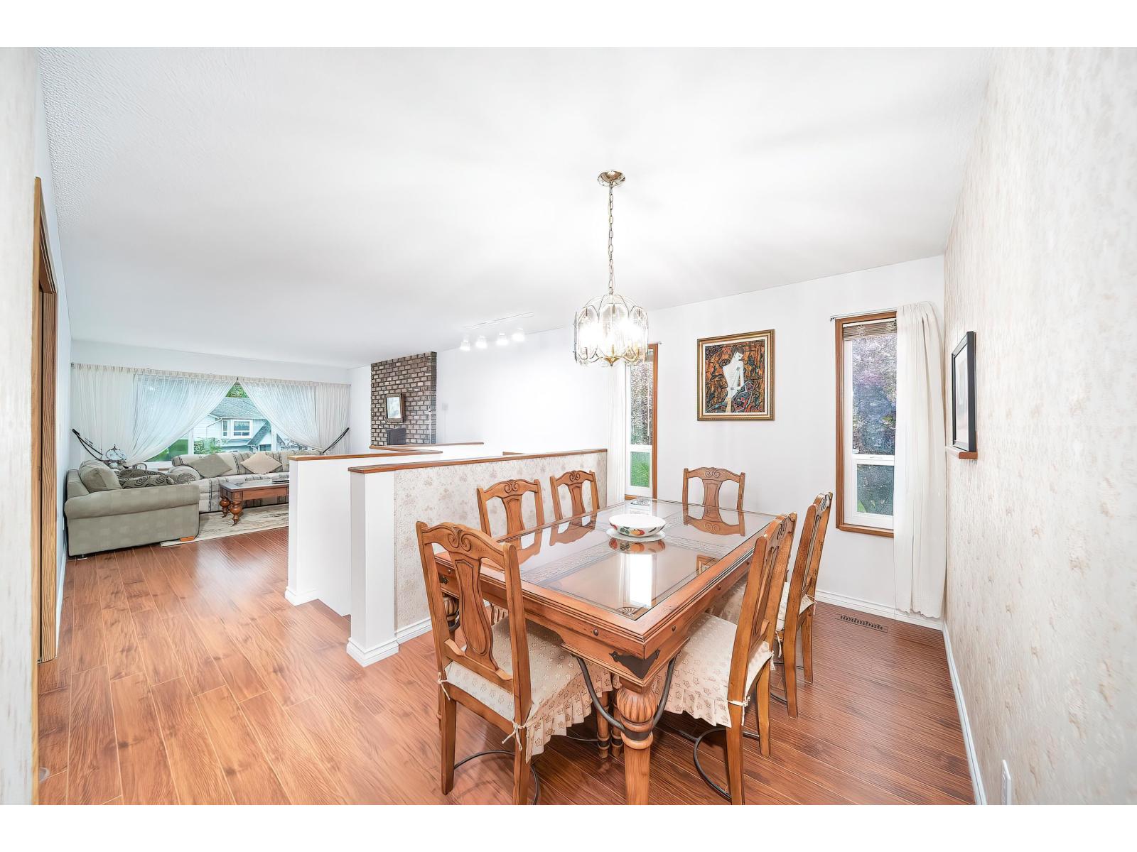 14932 98a Avenue, Surrey, British Columbia  V3R 8H7 - Photo 8 - R3117134