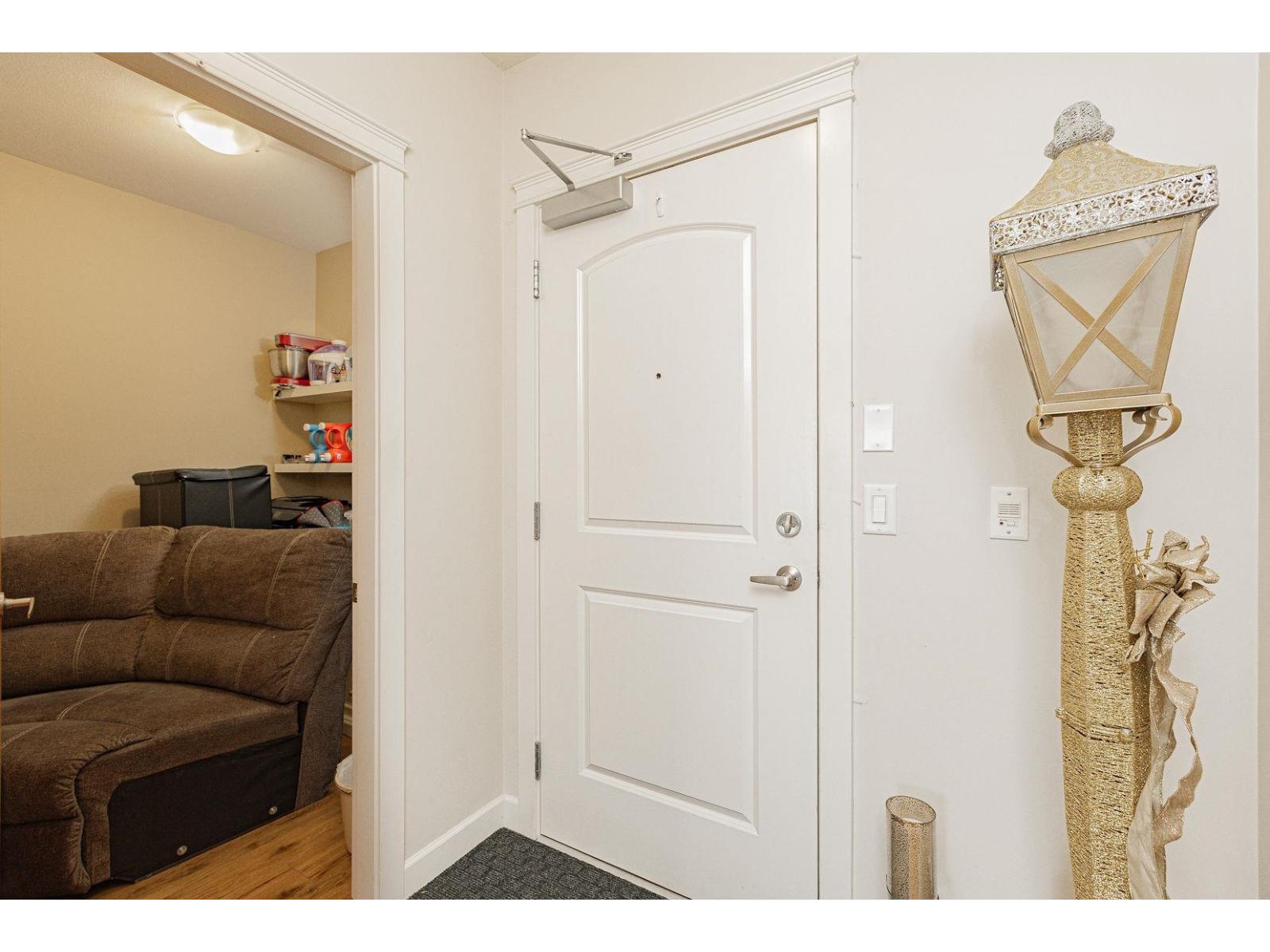 405 8067 207 Street, Langley, British Columbia  V2Y 0N9 - Photo 14 - R3115949