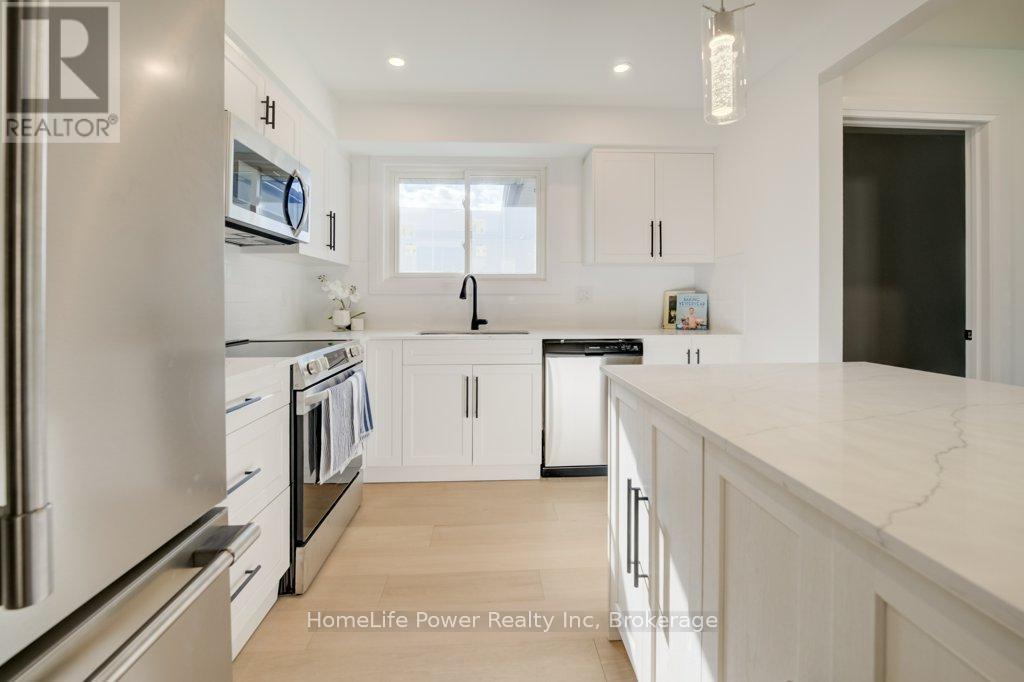 328 The Country Way, Kitchener, Ontario  N2E 2T3 - Photo 10 - X13055856