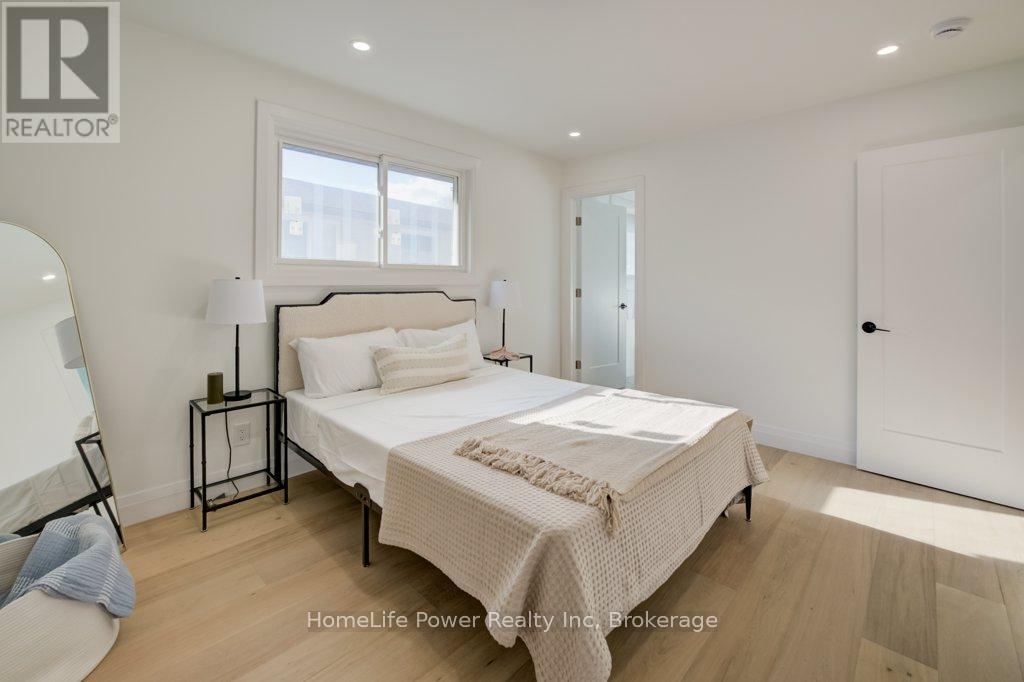 328 The Country Way, Kitchener, Ontario  N2E 2T3 - Photo 20 - X13055856