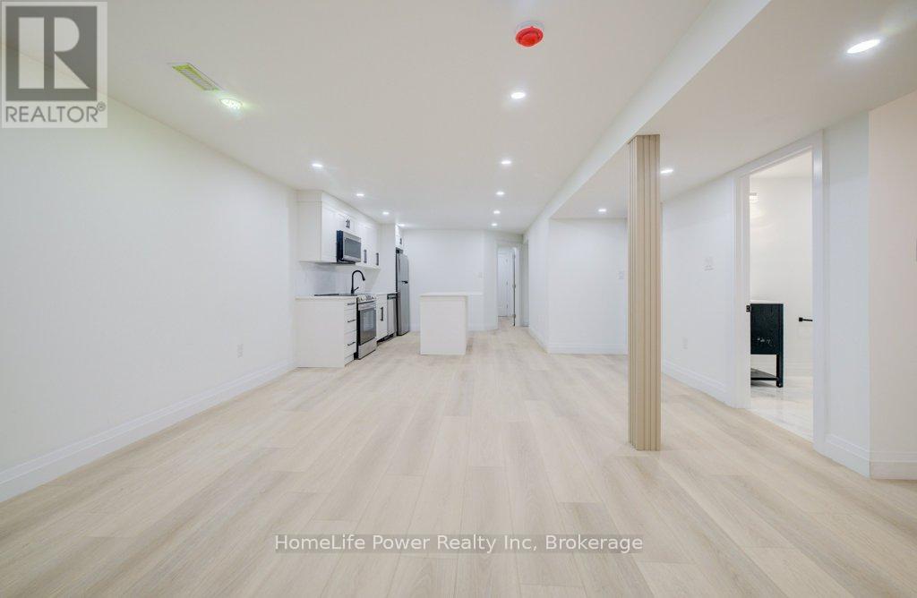 328 The Country Way, Kitchener, Ontario  N2E 2T3 - Photo 31 - X13055856