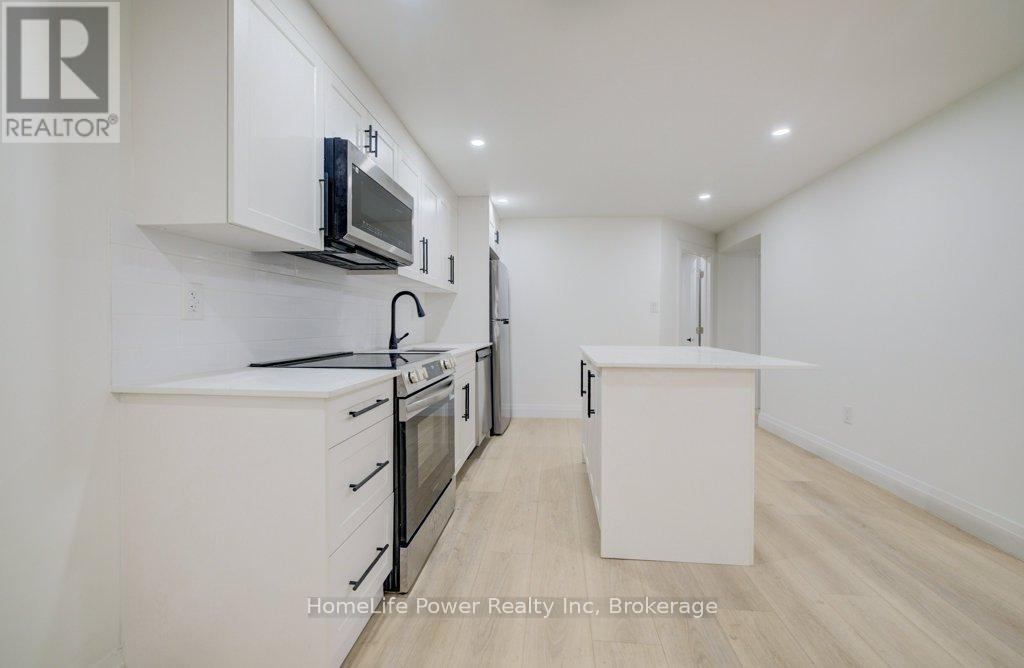 328 The Country Way, Kitchener, Ontario  N2E 2T3 - Photo 32 - X13055856