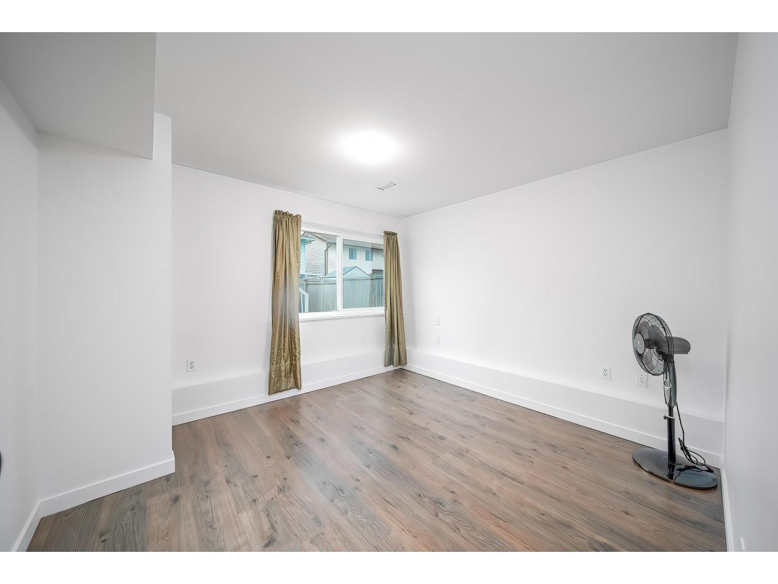 14932 98a Avenue, Surrey, British Columbia  V3R 8H7 - Photo 27 - R3117134