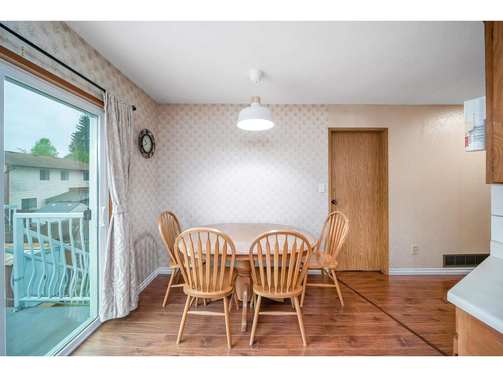 14932 98a Avenue, Surrey, British Columbia  V3R 8H7 - Photo 15 - R3117134