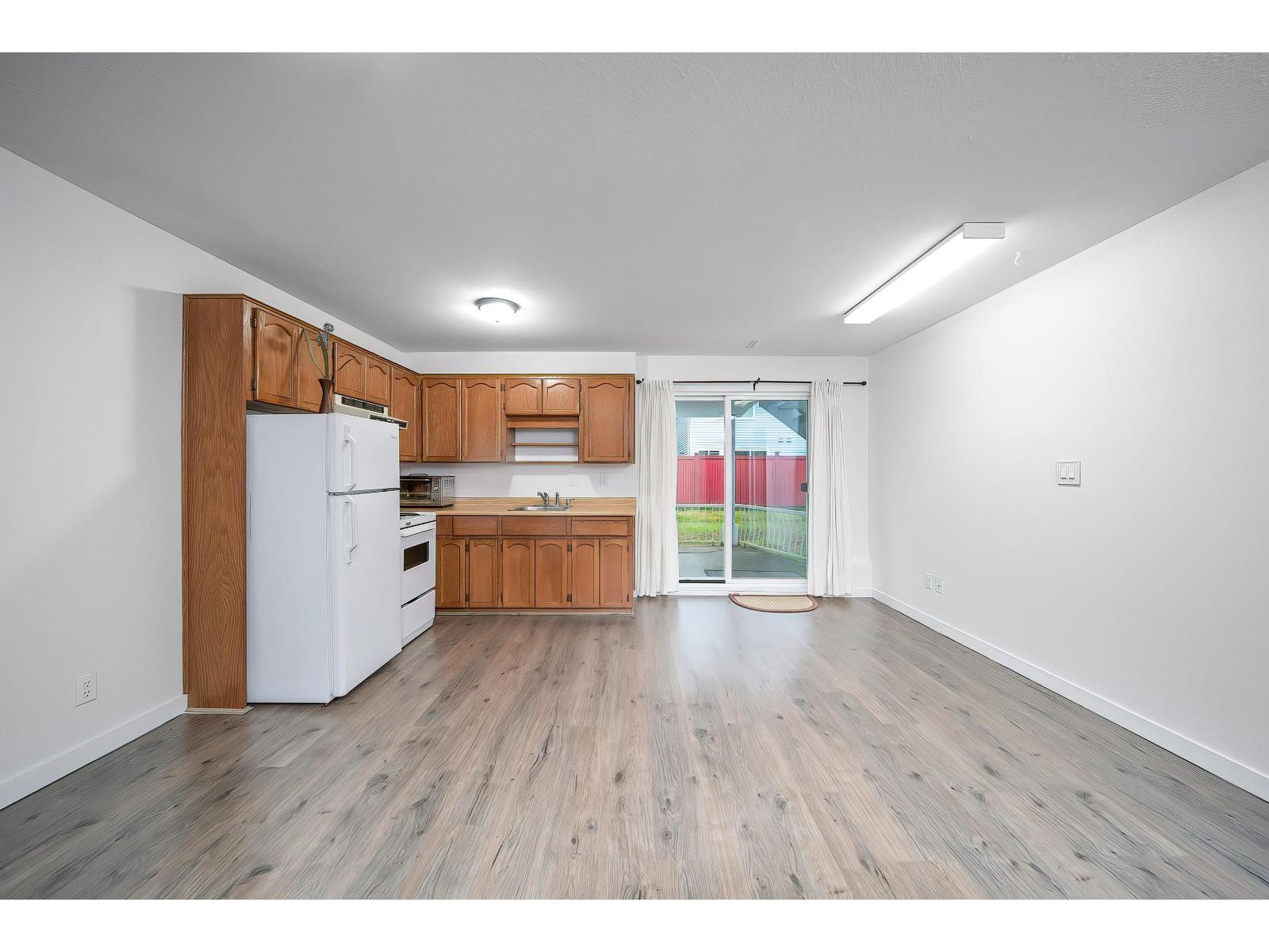 14932 98a Avenue, Surrey, British Columbia  V3R 8H7 - Photo 23 - R3117134