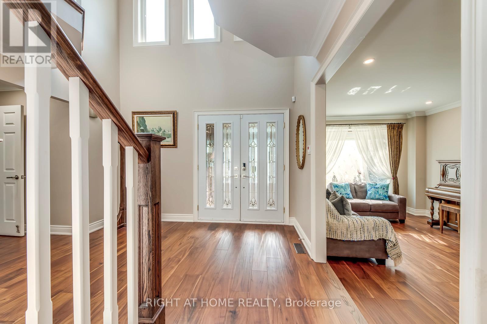 1311 Playter Place, Oakville, Ontario  L6M 2V1 - Photo 5 - W12531480