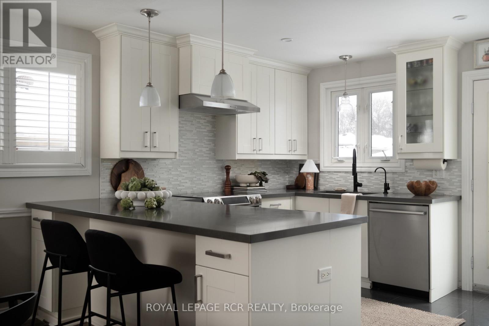 69 Bartley Bull Parkway, Brampton, Ontario  L6W 2J7 - Photo 9 - W12826850