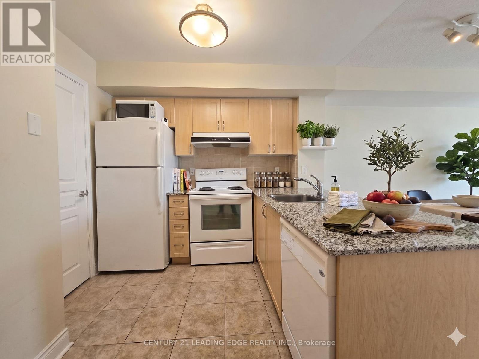 810 - 55 South Town Centre Boulevard, Markham, Ontario  L6G 0B3 - Photo 4 - N13055836