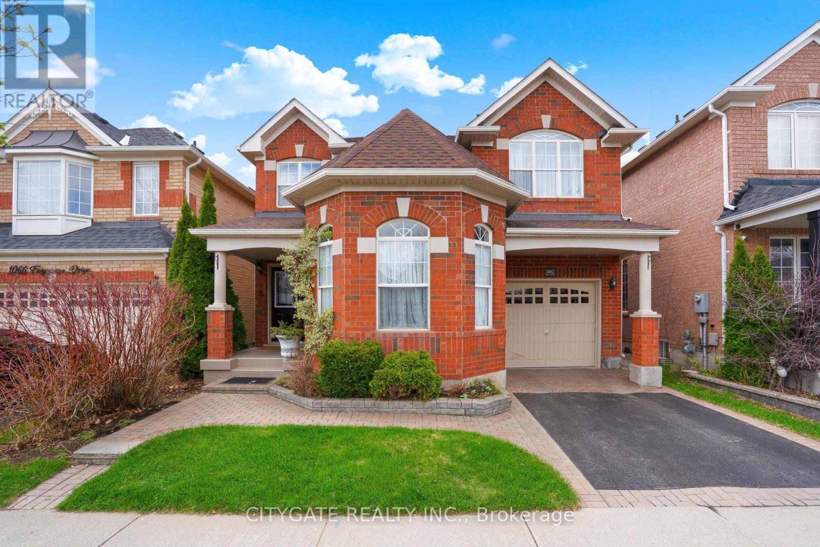 1062 FERGUSON DRIVE, Milton, Ontario