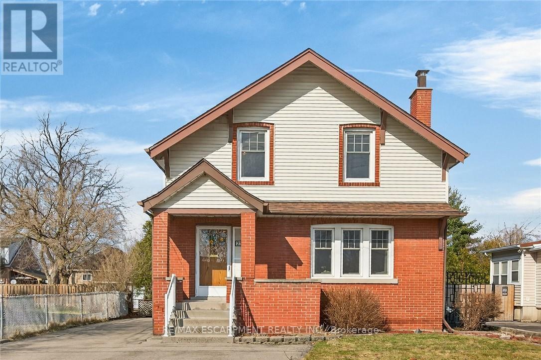 257 QUEENSDALE AVENUE E, Hamilton, Ontario
