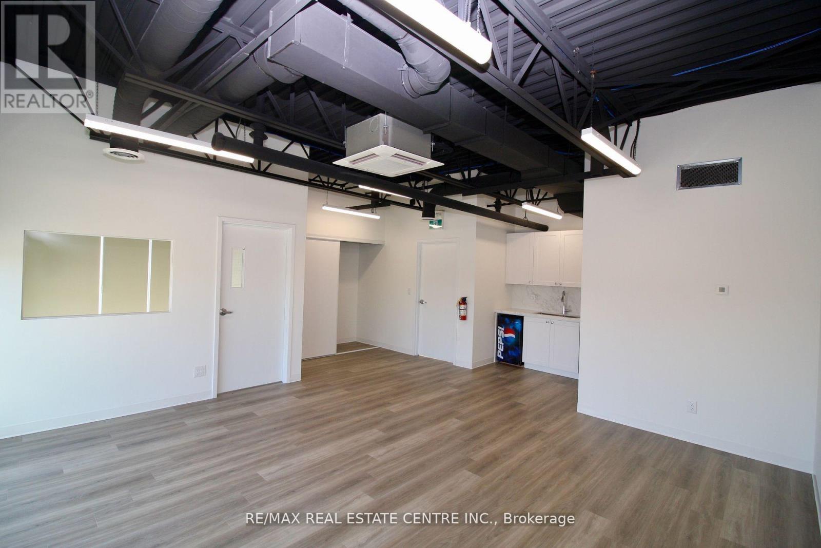 16 - 587 Hanlon Creek Boulevard, Guelph, Ontario  N1C 0A1 - Photo 7 - X13053092