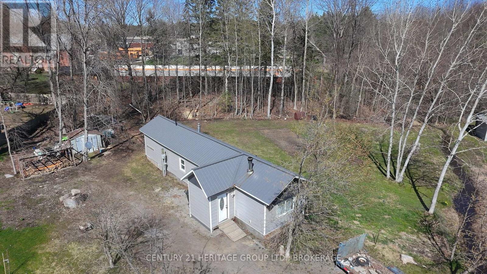 10 Wilson Street, Rideau Lakes, Ontario  K0G 1E0 - Photo 14 - X13054996