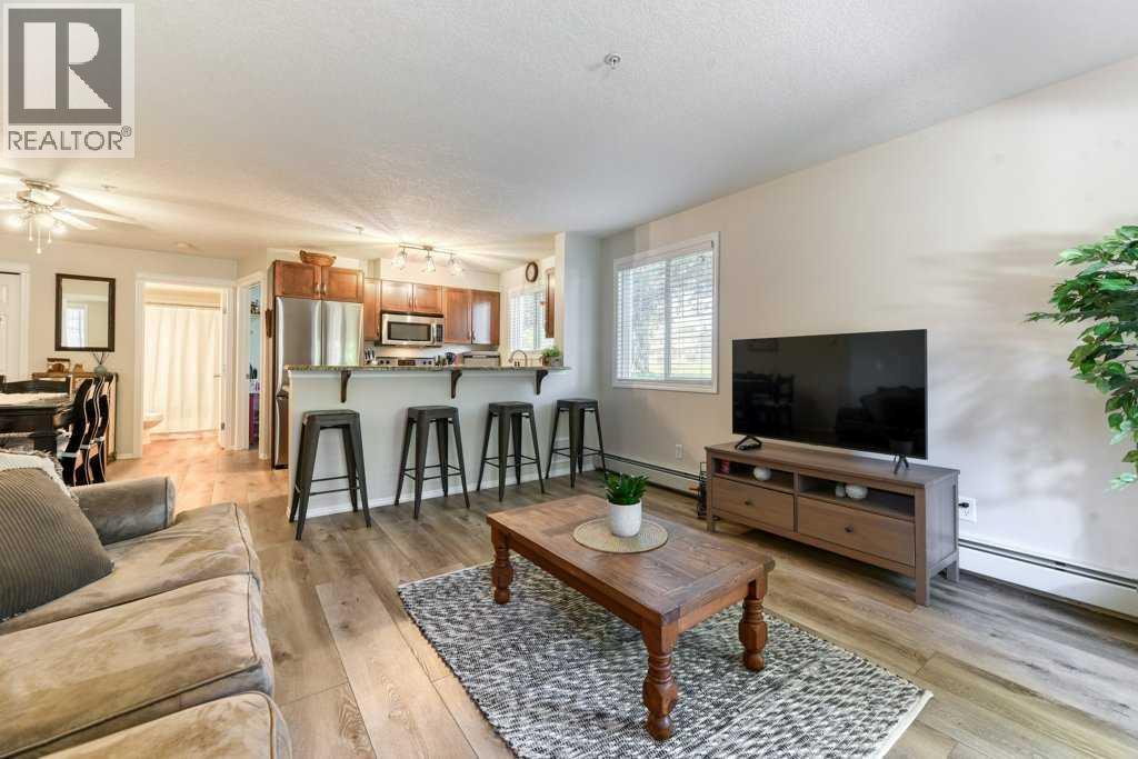 102, 6315 Ranchview Drive NW, Calgary, Alberta  T3G 1B5 - Photo 3 - A2290149