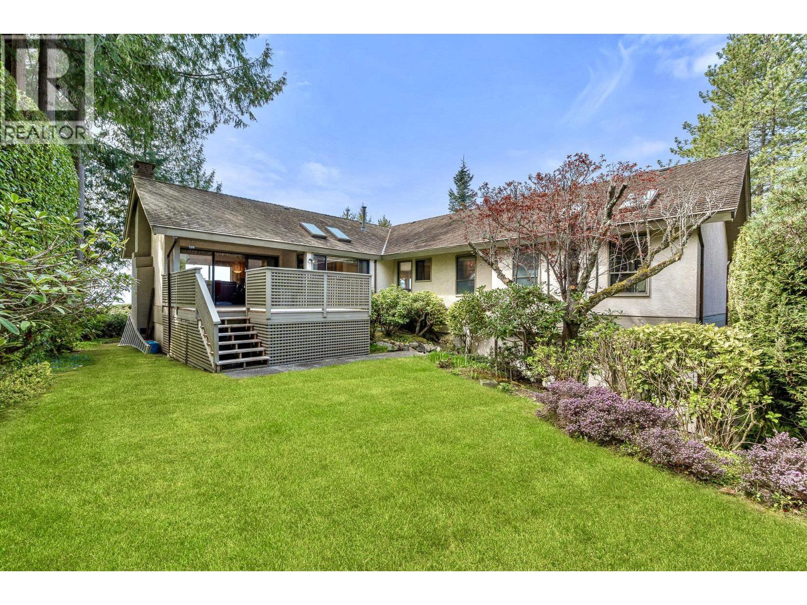 4724 Woodburn Court, West Vancouver, British Columbia  V7S 3B3 - Photo 31 - R3117184
