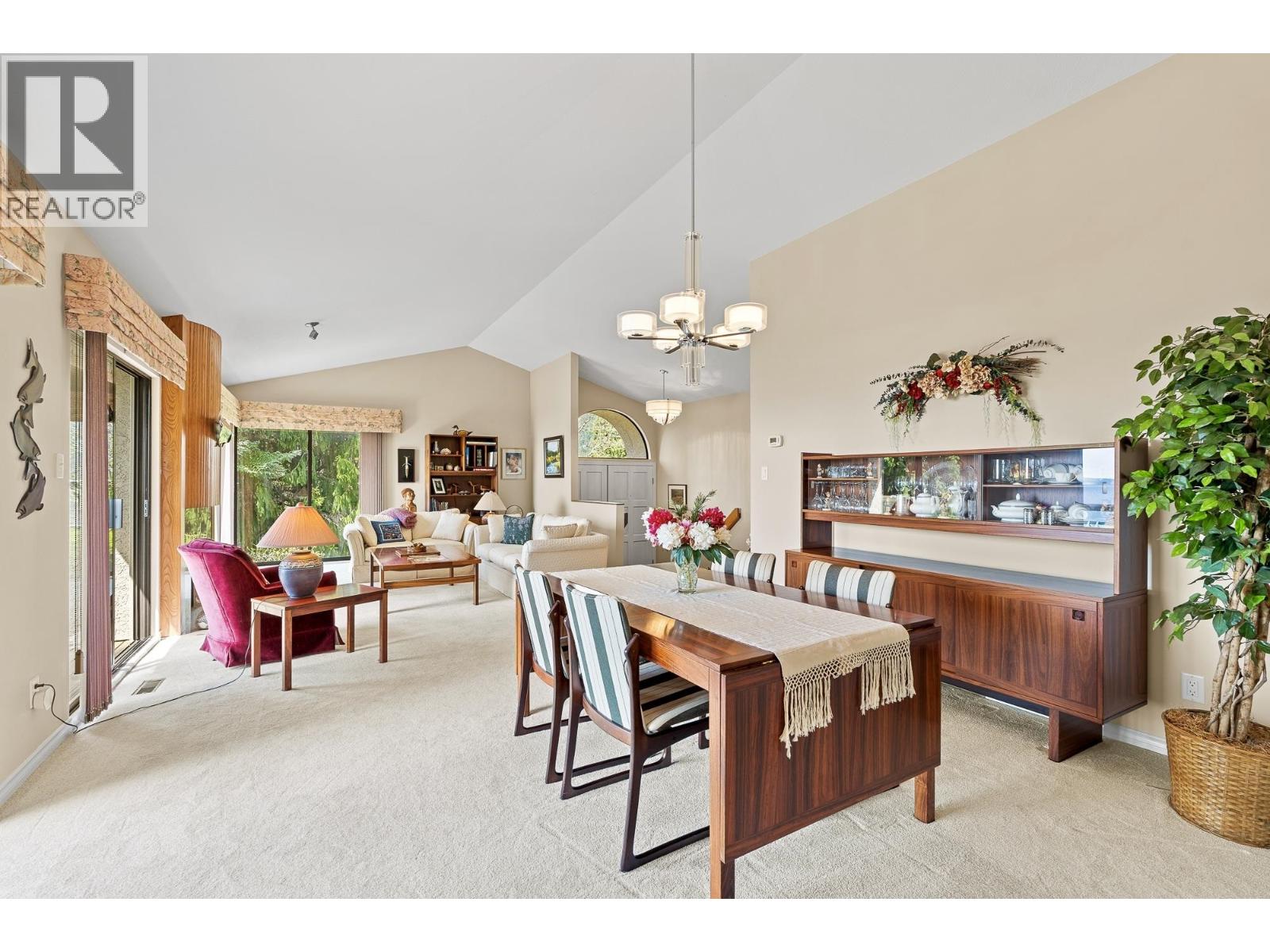 4724 Woodburn Court, West Vancouver, British Columbia  V7S 3B3 - Photo 7 - R3117184