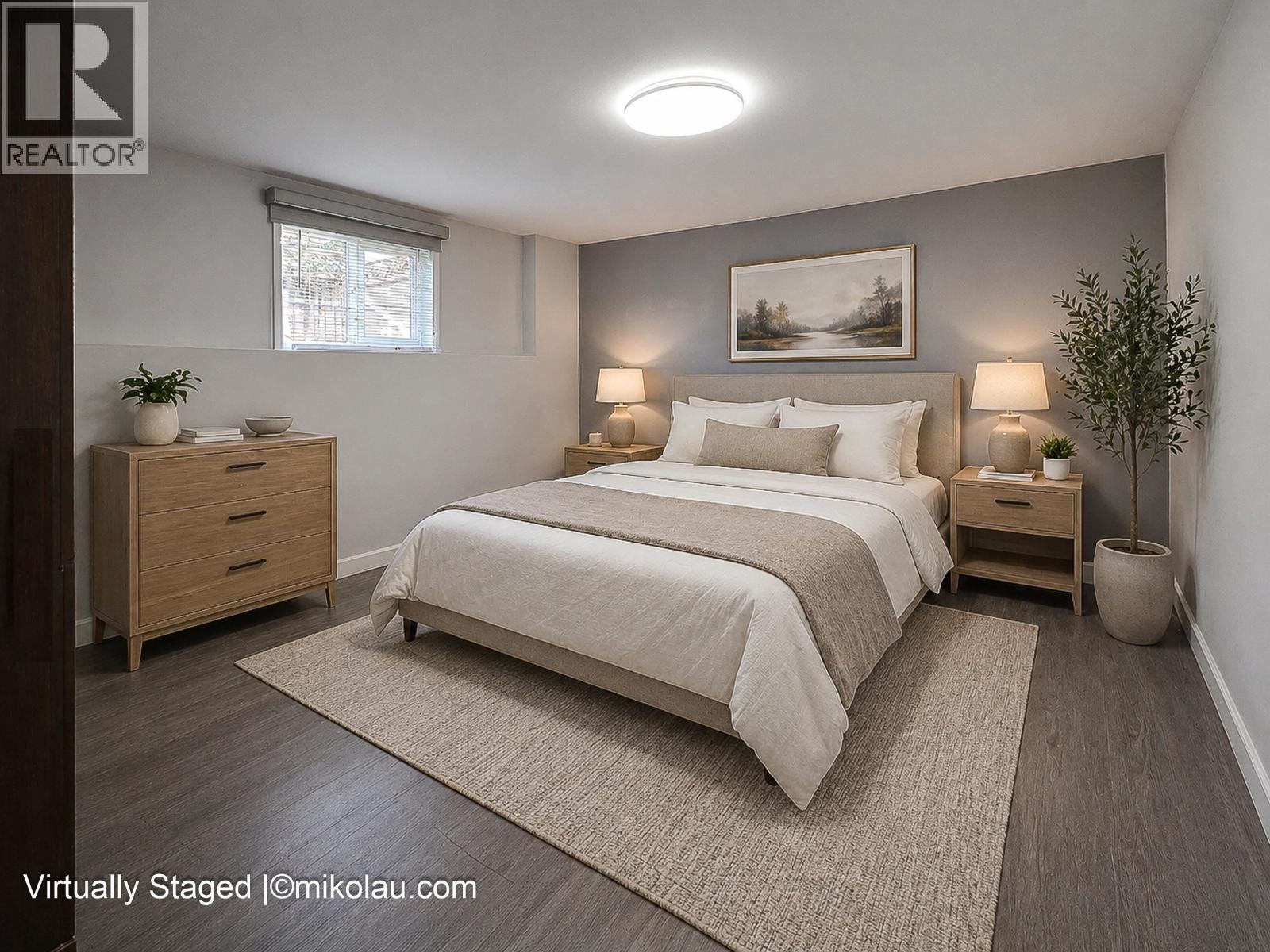 774x Coquitlam Street, Burnaby, British Columbia  V3N 3Z3 - Photo 3 - R3117178