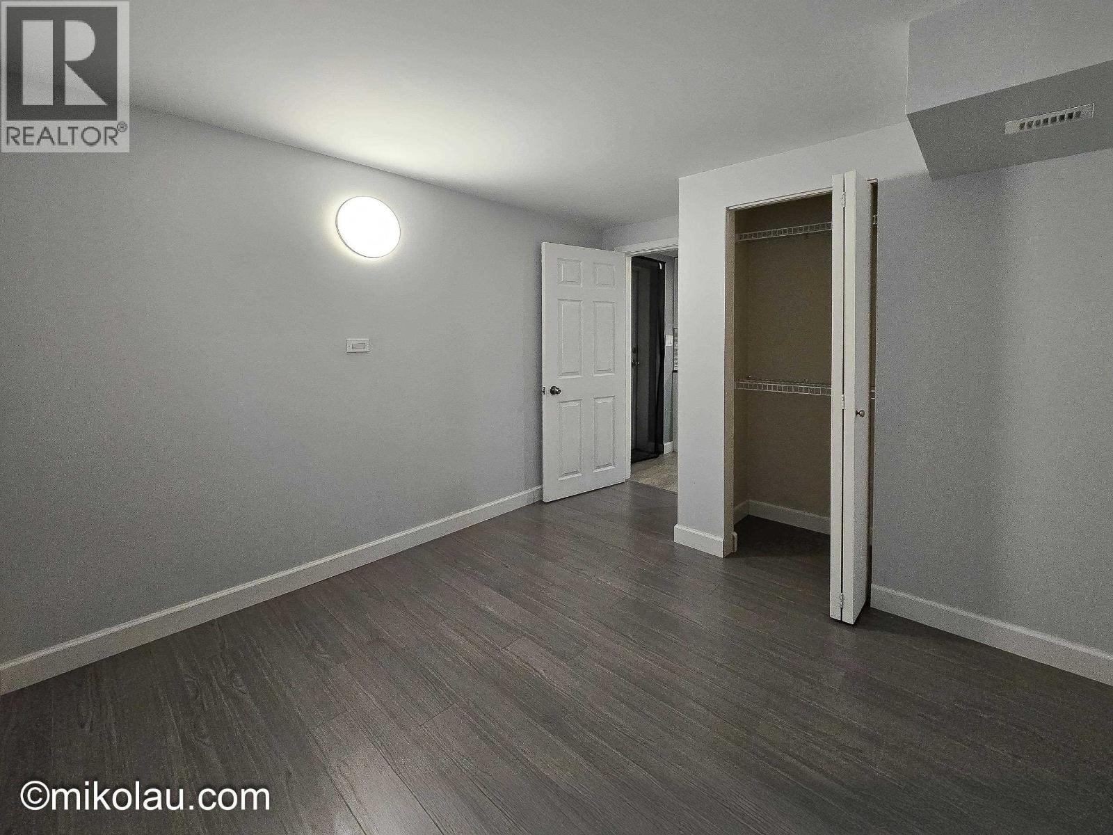 774x Coquitlam Street, Burnaby, British Columbia  V3N 3Z3 - Photo 6 - R3117178