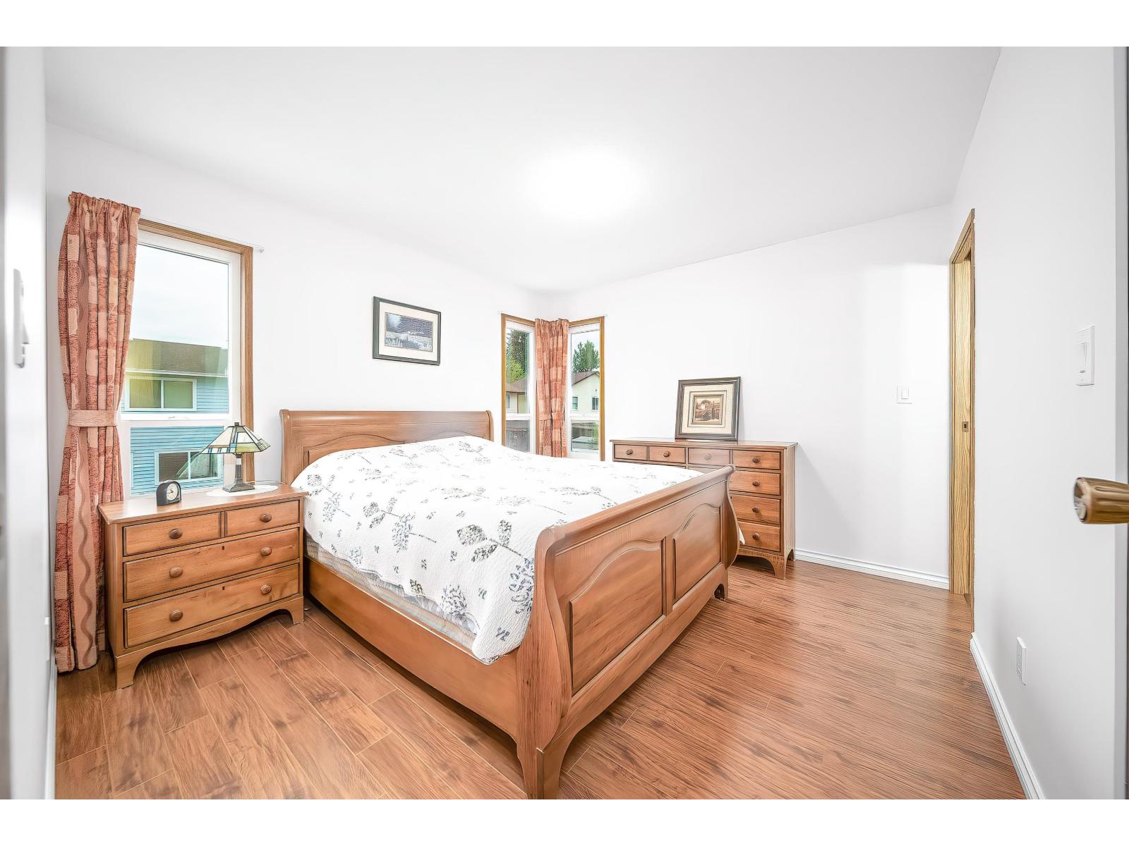 14932 98a Avenue, Surrey, British Columbia  V3R 8H7 - Photo 18 - R3117134