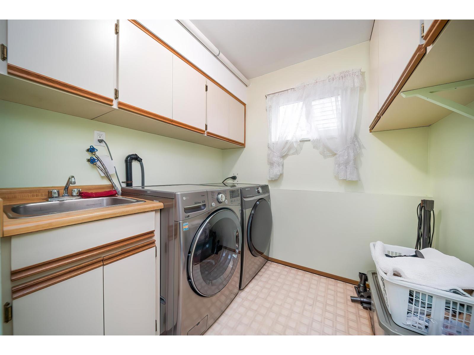 14932 98a Avenue, Surrey, British Columbia  V3R 8H7 - Photo 30 - R3117134